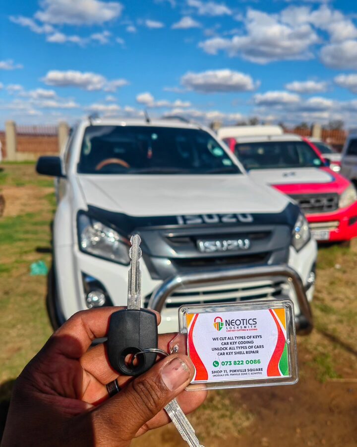 2020 Isuzu D-Max — All keys lost — new key supplied, cut and programmed